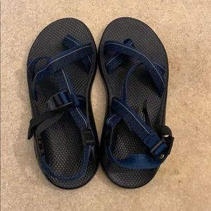 Size 9 men’s Chaco